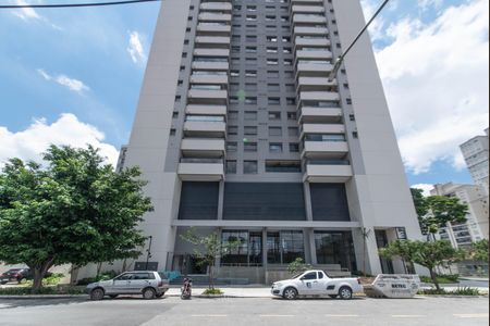 Apartamento para alugar com 69m², 2 quartos e 1 vagaFachada