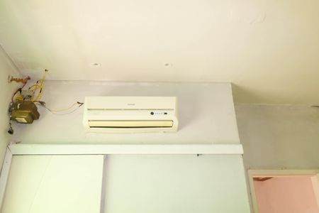 Quarto  de apartamento à venda com 1 quarto, 70m² em Todos Os Santos, Rio de Janeiro