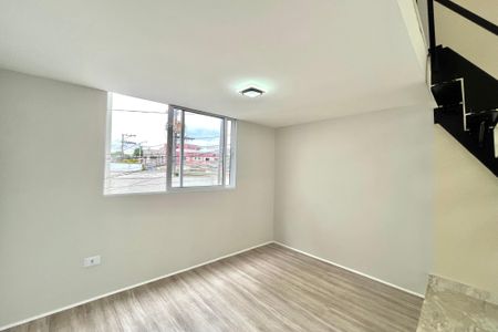 Sala de casa para alugar com 1 quarto, 40m² em Vila do Encontro, São Paulo