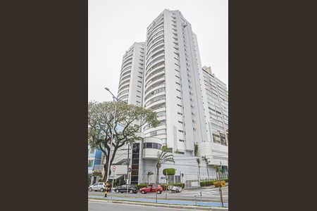 Apartamento à venda com 85m², 2 quartos e 2 vagasFachada