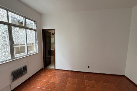 Apartamento para alugar com 76m², 2 quartos e 1 vagaQuarto 1
