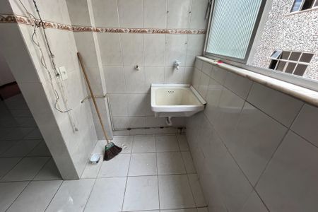Apartamento para alugar com 76m², 2 quartos e 1 vagaArea de serviço