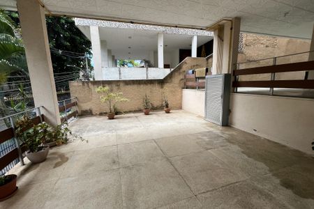 Apartamento para alugar com 76m², 2 quartos e 1 vagaArea comum