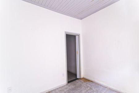 Sala de casa para alugar com 1 quarto, 50m² em Pilares, Rio de Janeiro