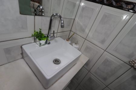 Apartamento à venda com 87m², 3 quartos e 2 vagasBanheiro Social - Pia