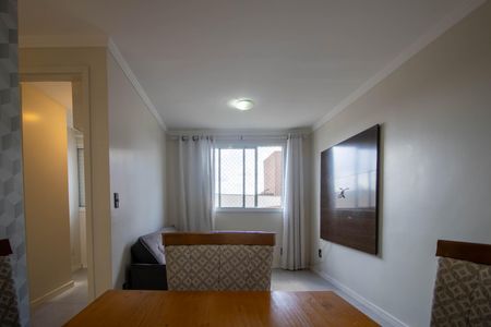 Sala de apartamento para alugar com 3 quartos, 50m² em Jardim Elizabete, Taboão da Serra