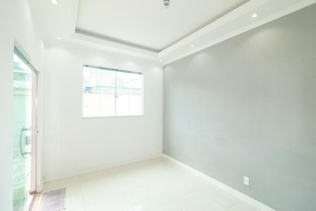 Sala de casa para alugar com 2 quartos, 80m² em Campo Grande, Rio de Janeiro