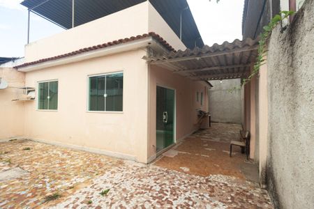 Casa para alugar com 80m², 2 quartos e 3 vagasQuintal