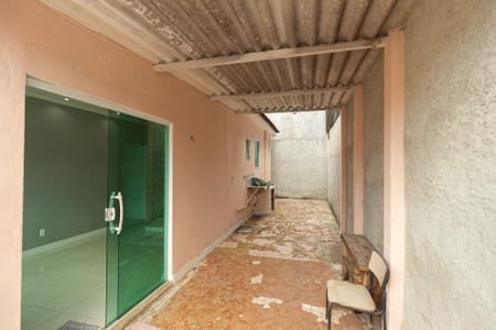 Casa para alugar com 80m², 2 quartos e 3 vagasVaranda