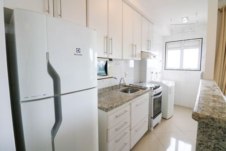 Cozinha de apartamento para alugar com 1 quarto, 36m² em Santo Amaro, São Paulo