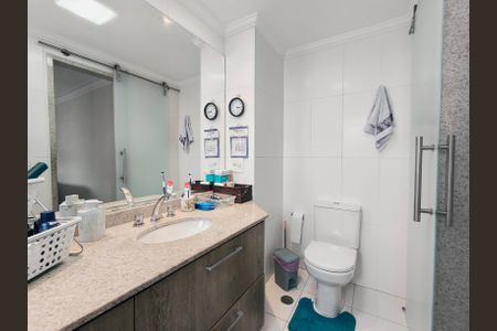 Apartamento à venda com 132m², 3 quartos e 2 vagasBanheiro da Suíte 1