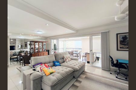 Apartamento à venda com 132m², 3 quartos e 2 vagasSala