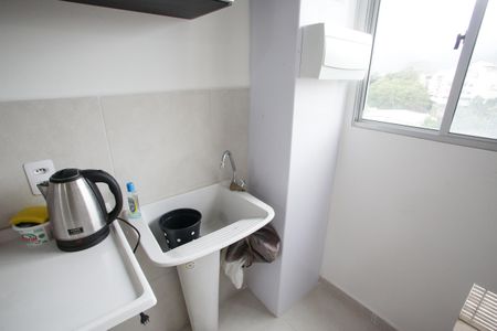 Área de Serviço de apartamento para alugar com 2 quartos, 58m² em Taquara, Rio de Janeiro