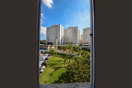 Apartamento para alugar com 44m², 2 quartos e 1 vagaQuarto 1 - Janela
