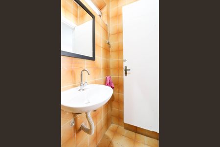 Casa à venda com 183m², 4 quartos e 2 vagas Casa à venda com 183m², 4 quartos e 2 vagasLavabo