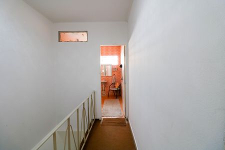 Casa para alugar com 183m², 4 quartos e 2 vagas Casa para alugar com 183m², 4 quartos e 2 vagasCorredor