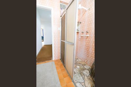 Casa à venda com 183m², 4 quartos e 2 vagas Casa à venda com 183m², 4 quartos e 2 vagasBanheiro