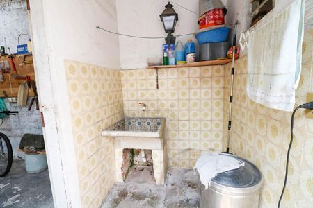 Casa à venda com 183m², 4 quartos e 2 vagas Casa à venda com 183m², 4 quartos e 2 vagasBanheiro de serviço