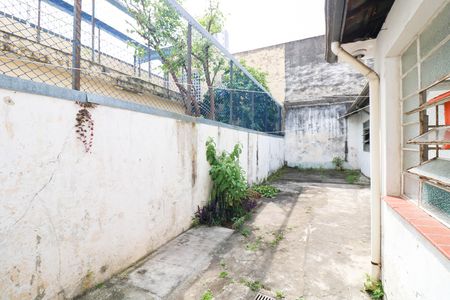 Casa à venda com 183m², 4 quartos e 2 vagas Casa à venda com 183m², 4 quartos e 2 vagasQuintal