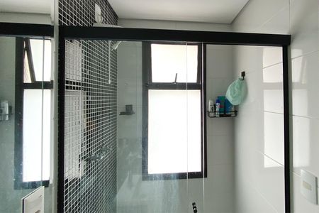 Banheiro da Suíte 1 de apartamento para alugar com 2 quartos, 56m² em Santo Antônio, Belo Horizonte