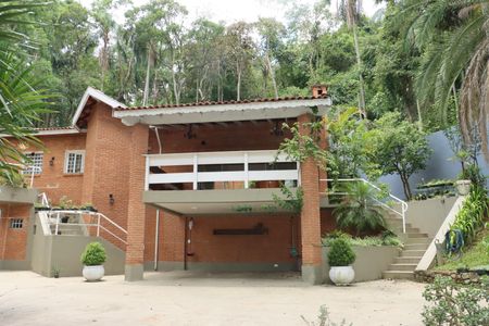 Apartamento para alugar com 4 quartos, 250m² em Chácaras Ana Lúcia, Embu das Artes