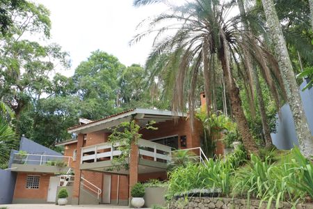 Apartamento para alugar com 4 quartos, 250m² em Chácaras Ana Lúcia, Embu das Artes