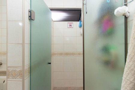 Casa à venda com 500m², 3 quartos e 4 vagas Casa à venda com 500m², 3 quartos e 4 vagasBanheiro Social