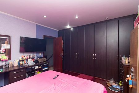 Casa à venda com 500m², 3 quartos e 4 vagas Casa à venda com 500m², 3 quartos e 4 vagasQuarto 3