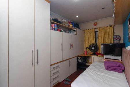 Casa à venda com 500m², 3 quartos e 4 vagas Casa à venda com 500m², 3 quartos e 4 vagasQuarto 2