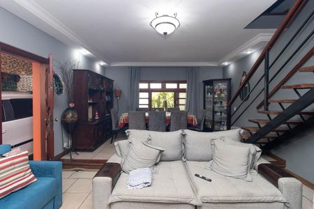 Casa à venda com 3 quartos, 500m² em Vila Gustavo, São Paulo