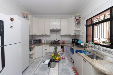 Casa à venda com 3 quartos, 500m² em Vila Gustavo, São Paulo