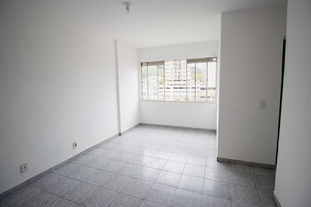 Sala de apartamento à venda com 2 quartos, 50m² em Penha, Rio de Janeiro