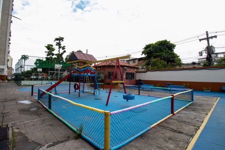 Apartamento à venda com 50m², 2 quartos e 1 vaga Apartamento à venda com 50m², 2 quartos e 1 vagaÁrea comum - Playground