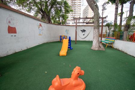 Apartamento à venda com 50m², 2 quartos e 1 vaga Apartamento à venda com 50m², 2 quartos e 1 vagaÁrea comum - Playground