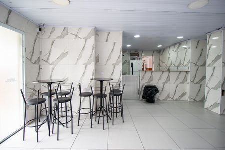 Apartamento à venda com 50m², 2 quartos e 1 vaga Apartamento à venda com 50m², 2 quartos e 1 vagaÁrea comum - Salão de festas