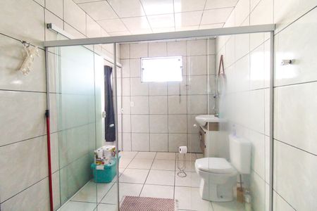 Casa para alugar com 100m², 2 quartos e sem vagaBanheiro da Suíte