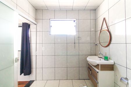 Casa para alugar com 100m², 2 quartos e sem vagaBanheiro da Suíte