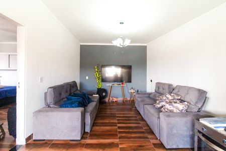 Casa para alugar com 2 quartos, 100m² em Vila Sinha, São Paulo