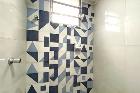 Apartamento à venda com 85m², 3 quartos e 1 vaga Apartamento à venda com 85m², 3 quartos e 1 vagaBanheiro da Suíte 1