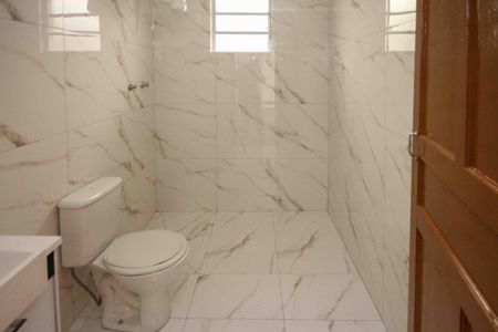 Casa para alugar com 90m², 2 quartos e 1 vagaBanheiro