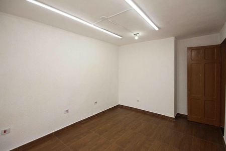 Casa para alugar com 90m², 2 quartos e 1 vagaQuarto