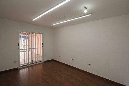 Casa para alugar com 90m², 2 quartos e 1 vagaQuarto