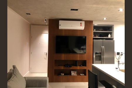 Foto 05 de apartamento à venda com 2 quartos, 84m² em Vila Olímpia, São Paulo