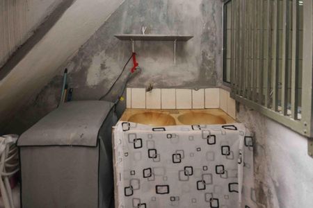 Casa para alugar com 40m², 1 quarto e sem vaga