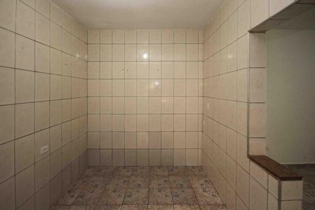 Casa para alugar com 40m², 1 quarto e sem vaga