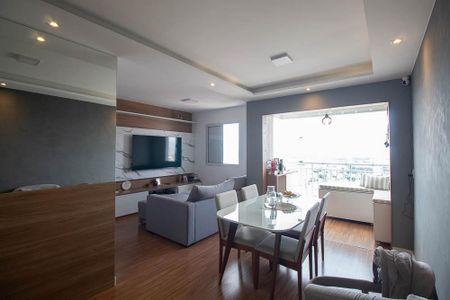 Sala  de apartamento à venda com 2 quartos, 63m² em Vila Paiva, São Paulo