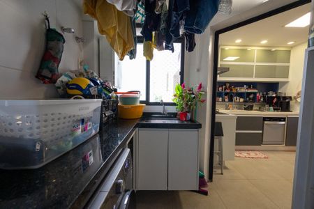 Apartamento à venda com 95m², 3 quartos e 2 vagasLavanderia