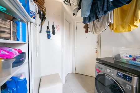Apartamento à venda com 95m², 3 quartos e 2 vagasLavanderia