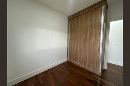 Apartamento para alugar com 62m², 2 quartos e 1 vagaQuarto