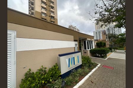 Apartamento para alugar com 62m², 2 quartos e 1 vagaFachada e portaria